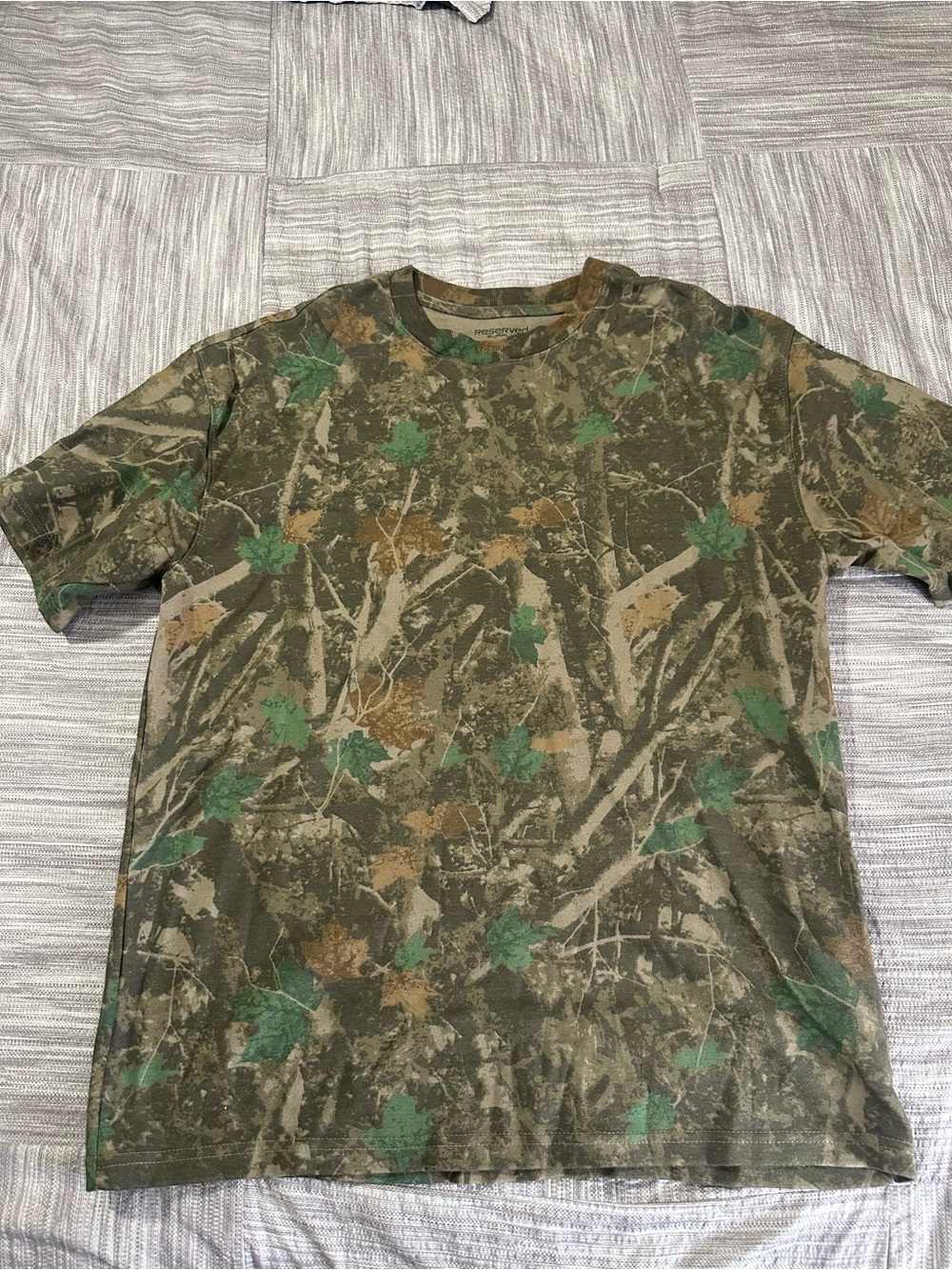 Reserved Men's Camouflage Short-Sleeve Tee in Olive, Brown and Green
